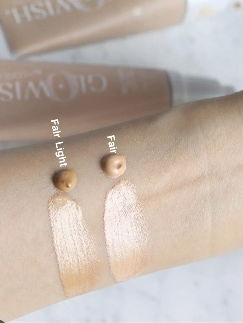 🧚‍♀️FAIR Huda Beauty DISCONTINUED GLOWish Multi Dew Skin Tint NWT